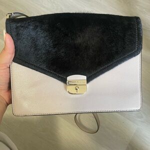 Kate spade shoulder bag. Black and gray. In good condition